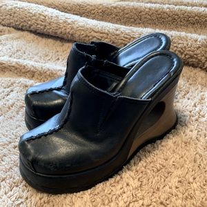 ALDO faux wood slip on wedge